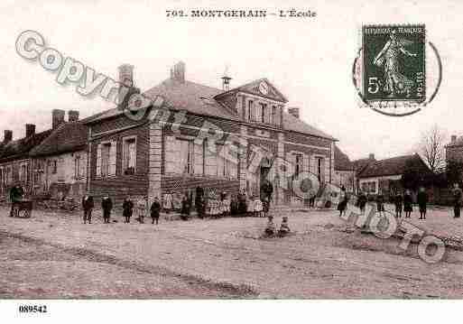 Ville de MONTGERAIN, carte postale ancienne