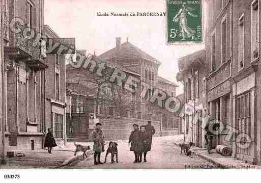 Ville de PARTHENAY, carte postale ancienne