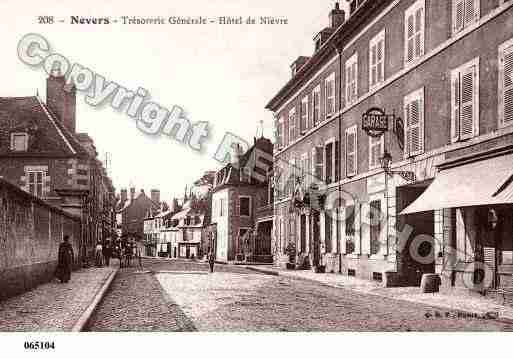 Ville de NEVERS, carte postale ancienne