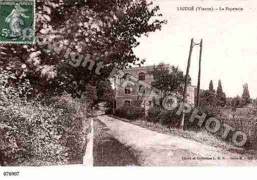 Ville de LIGUGE, carte postale ancienne