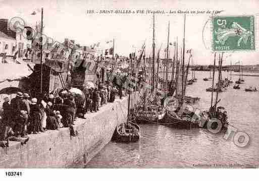 Ville de SAINTGILLESCROIXDEVIE, carte postale ancienne