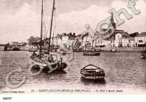 Ville de SAINTGILLESCROIXDEVIE, carte postale ancienne