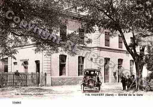 Ville de VAUVERT, carte postale ancienne