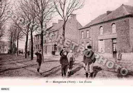 Ville de HERGNIES, carte postale ancienne