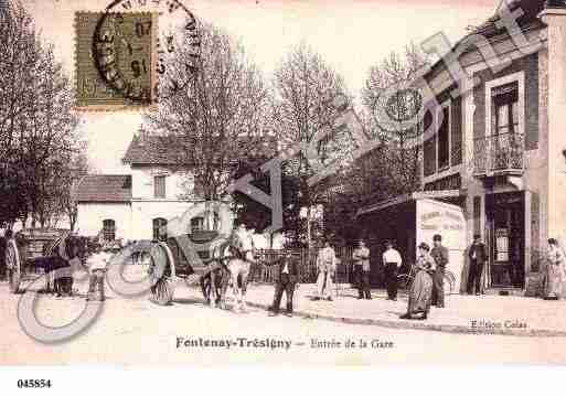 Ville de FONTENAYTRESIGNY, carte postale ancienne