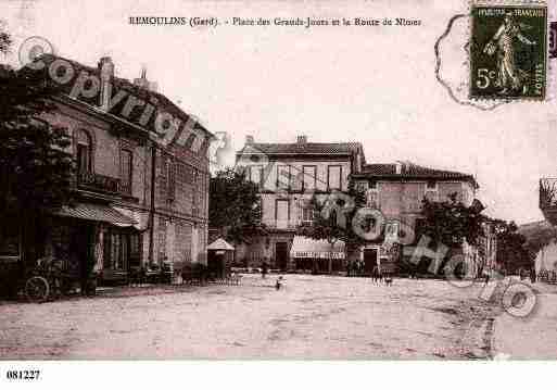 Ville de REMOULINS, carte postale ancienne