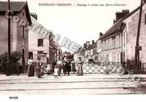 Ville de FONTENAYTRESIGNY, carte postale ancienne