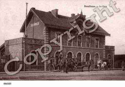 Ville de DOULLENS, carte postale ancienne