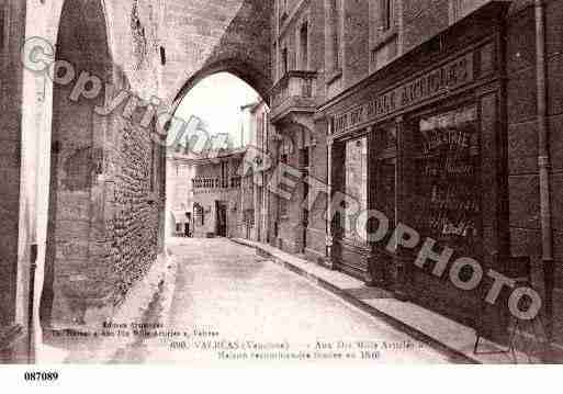 Ville de VALREAS, carte postale ancienne