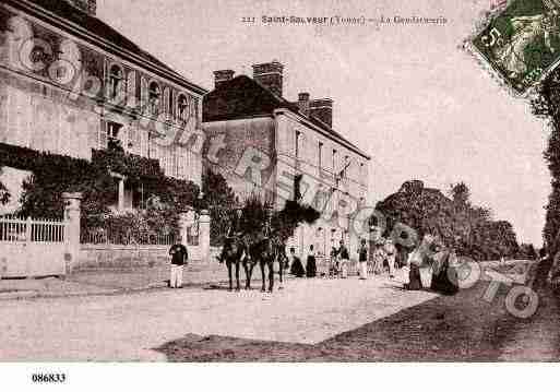 Ville de SAINTSAUVEURENPUISAYE, carte postale ancienne