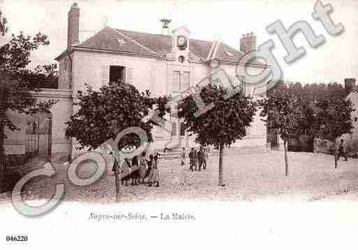 Ville de NOYENSURSEINE, carte postale ancienne