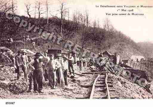 Ville de MOUTIERS, carte postale ancienne