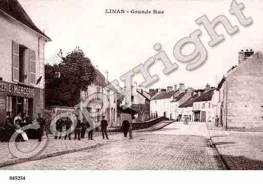 Ville de LINAS, carte postale ancienne