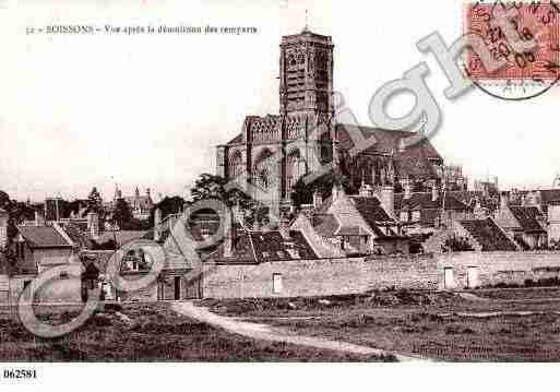 Ville de SOISSONS, carte postale ancienne