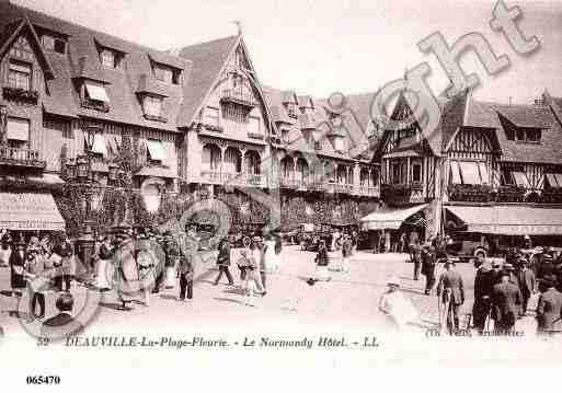 Ville de DEAUVILLE, carte postale ancienne