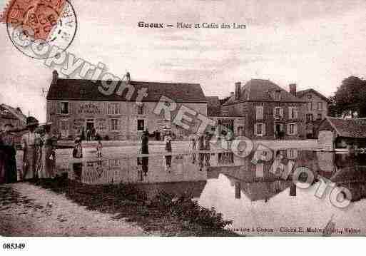 Ville de GUEUX, carte postale ancienne