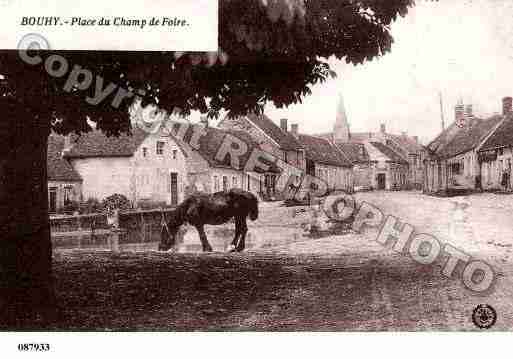 Ville de BOUHY, carte postale ancienne