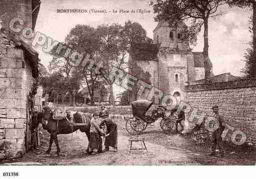 Ville de MONTHOIRON, carte postale ancienne