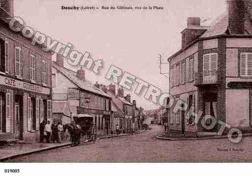 Ville de DOUCHY, carte postale ancienne